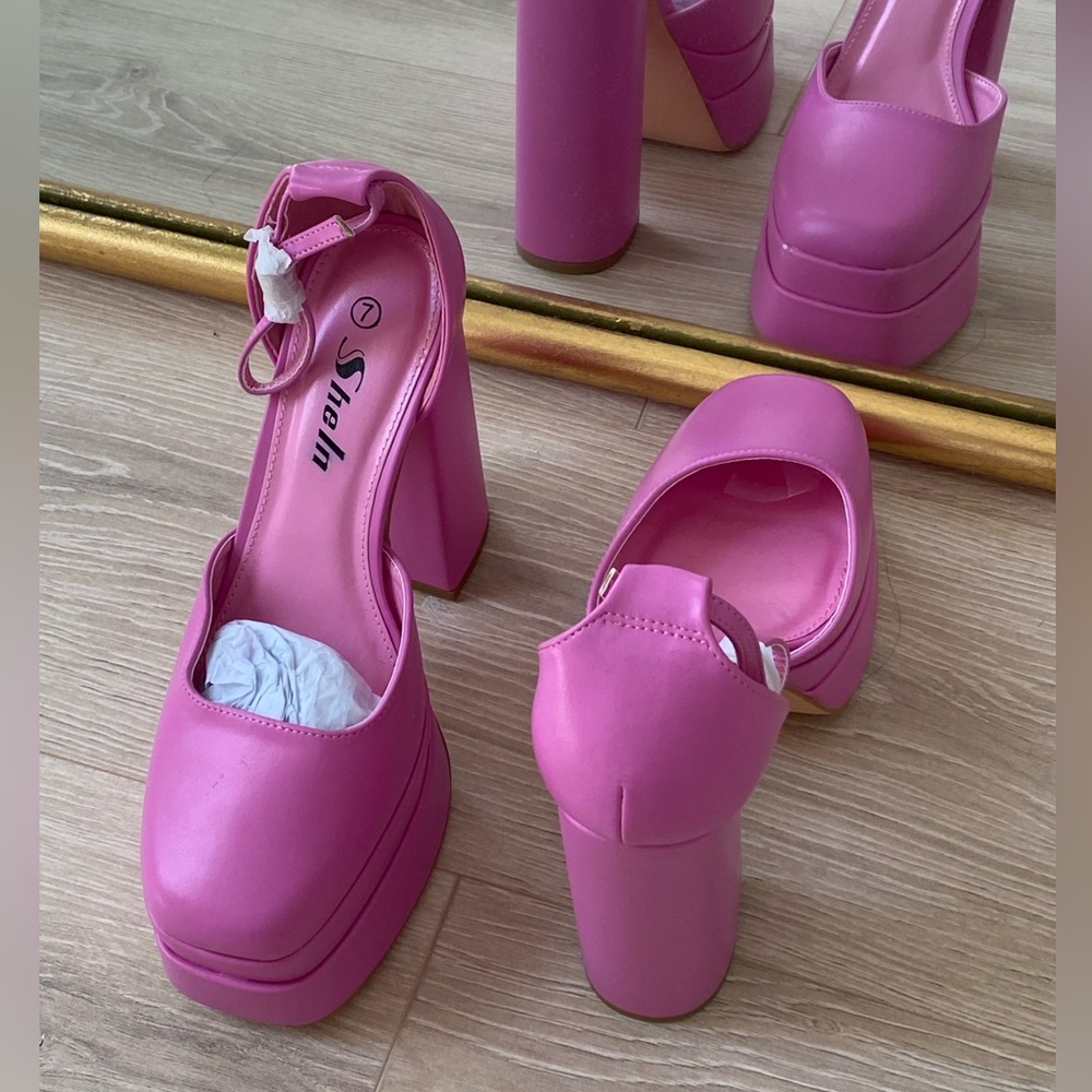 Barbie pink platform heels